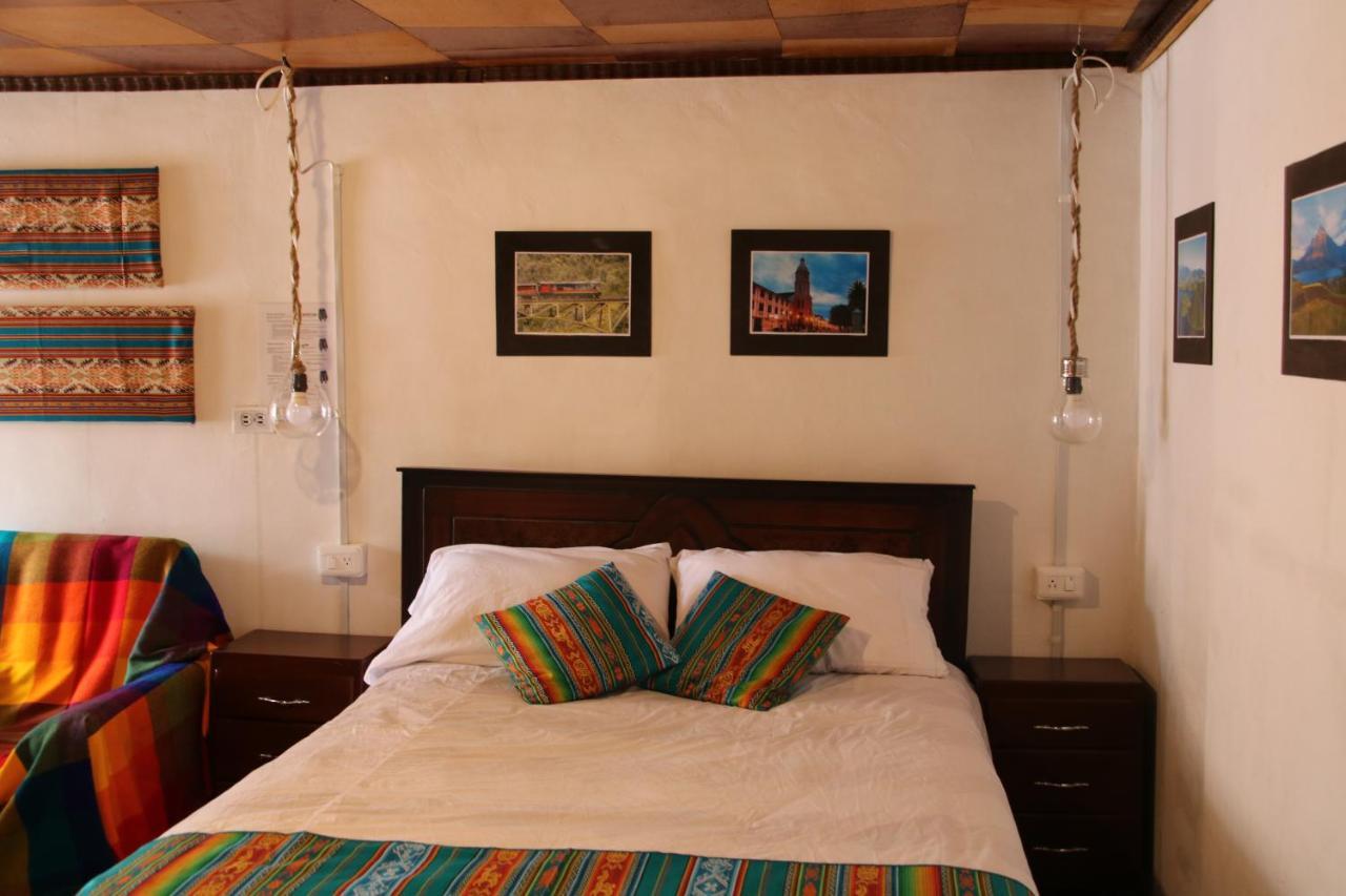 Hospedaje Los Ponchos Otavalo Exterior foto